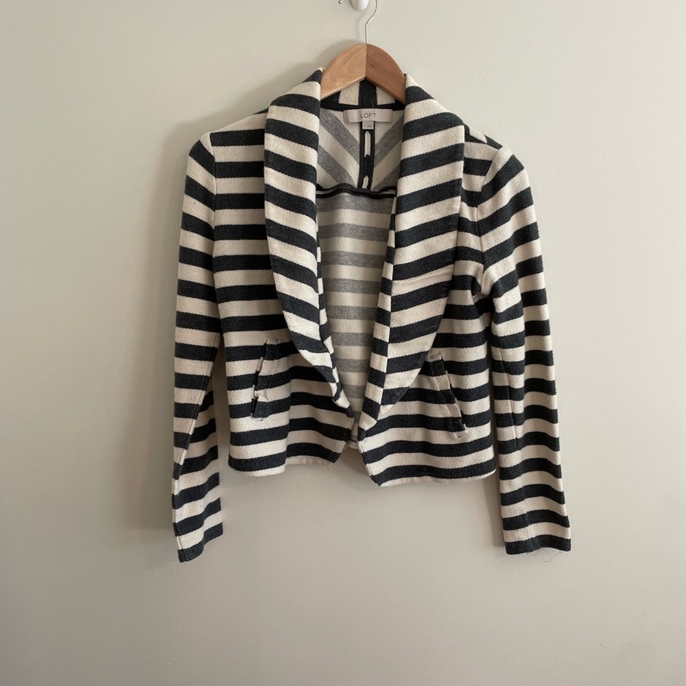 LOFT Black and Cream Striped Cropped Blazer M